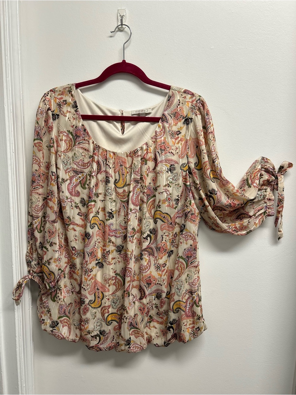 Roz & Ali Pink paisley top with tie sleeves size 2X